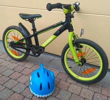 Kinderfiets CUBE 16inch nieuwstaat met helm beschikbaar voor biedingen