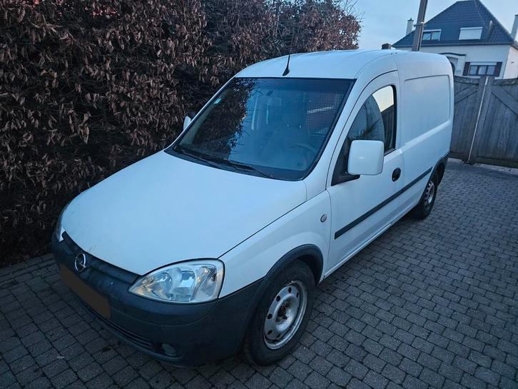Opel Combo 1.3Cdti utilitaire léger, Autos, Opel, Particulier, Combo Tour, Airbags, Air conditionné, Ordinateur de bord, Verrouillage central