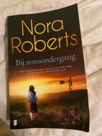 Nora Roberts - Bij zonsondergang, Utilisé, Enlèvement ou Envoi, Nora Roberts
