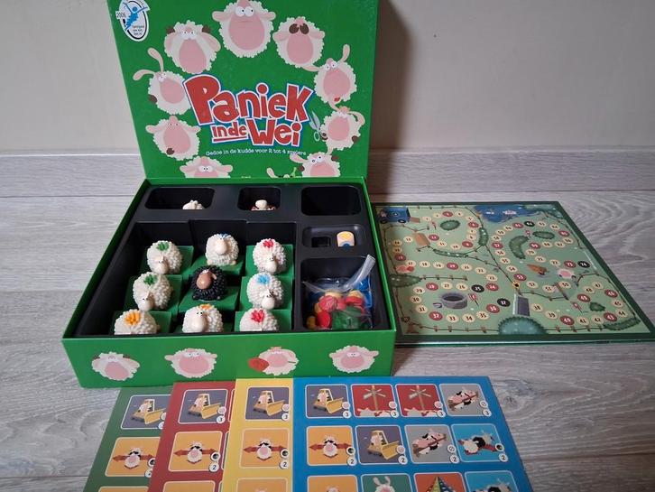 Opruiming Spellenkast, Hobby en Vrije tijd, Gezelschapsspellen | Bordspellen, Zo goed als nieuw, Ophalen