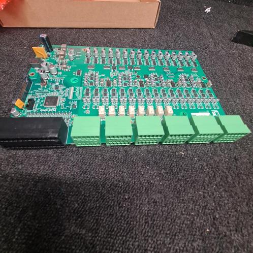 AUDAC LUNA-F  pcba  in / out board, Audio, Tv en Foto, Luidsprekerboxen, Zo goed als nieuw, Ophalen of Verzenden