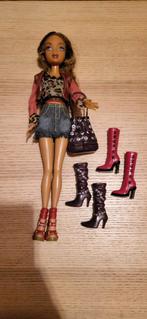 Poupée Barbie avec accessoires, Enfants & Bébés, Jouets | Poupées, Comme neuf, Enlèvement ou Envoi
