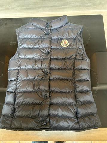 Moncler bodywarmer 10 jaar, Enlèvement ou Envoi, Comme neuf, Bleu, Moncler