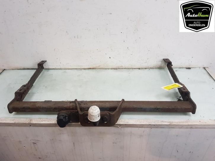 TREKHAAK Nissan Primastar (01-2002/12-2006), Auto-onderdelen, Ophanging en Onderstel, Nissan, Gebruikt