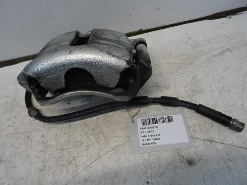 REMKLAUW RECHTS VOOR Seat Leon (5FB) (01-2012/06-2020), Auto-onderdelen, Remmen en Aandrijving, Seat, Gebruikt