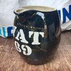 Cruche pichet à eau pub Vat 69 whisky Faïence de Saint-Ghis, Verzamelen, Ophalen