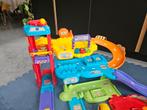 garage vtecht maxi avec 3 voitures, Enfants & Bébés, Jouets | Vtech, Enlèvement, Utilisé