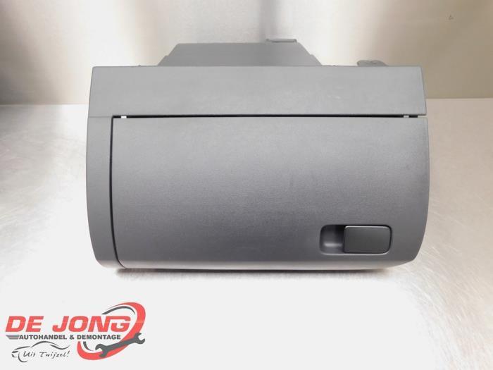 Dashboardkastje van een Volkswagen Polo, Auto-onderdelen, Dashboard en Schakelaars, Volkswagen, Gebruikt, 3 maanden garantie, Ophalen of Verzenden