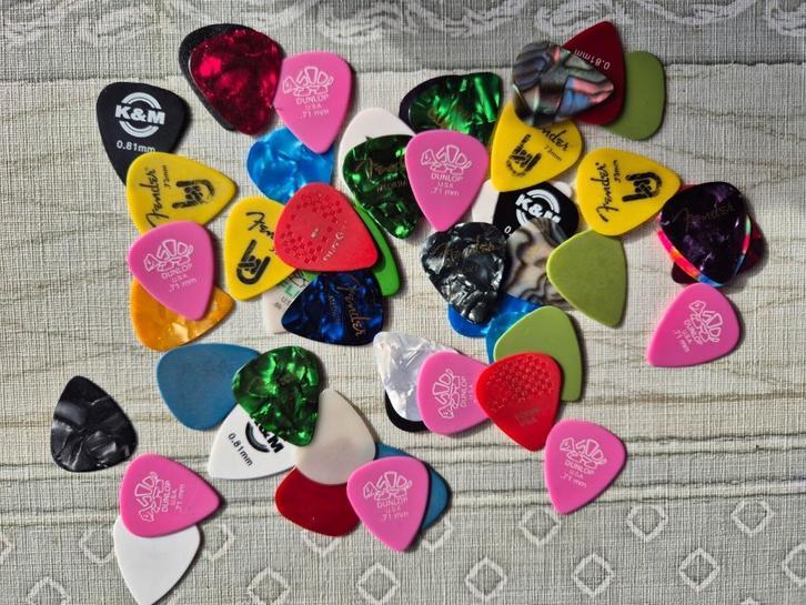 Set Plectrum voor gitaar, Muziek en Instrumenten, Instrumenten | Toebehoren, Elektrische gitaar, Ophalen of Verzenden