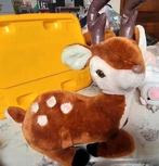 Hert/bambi knuffel, Kinderen en Baby's, Speelgoed | Knuffels en Pluche, Ophalen of Verzenden, Zo goed als nieuw