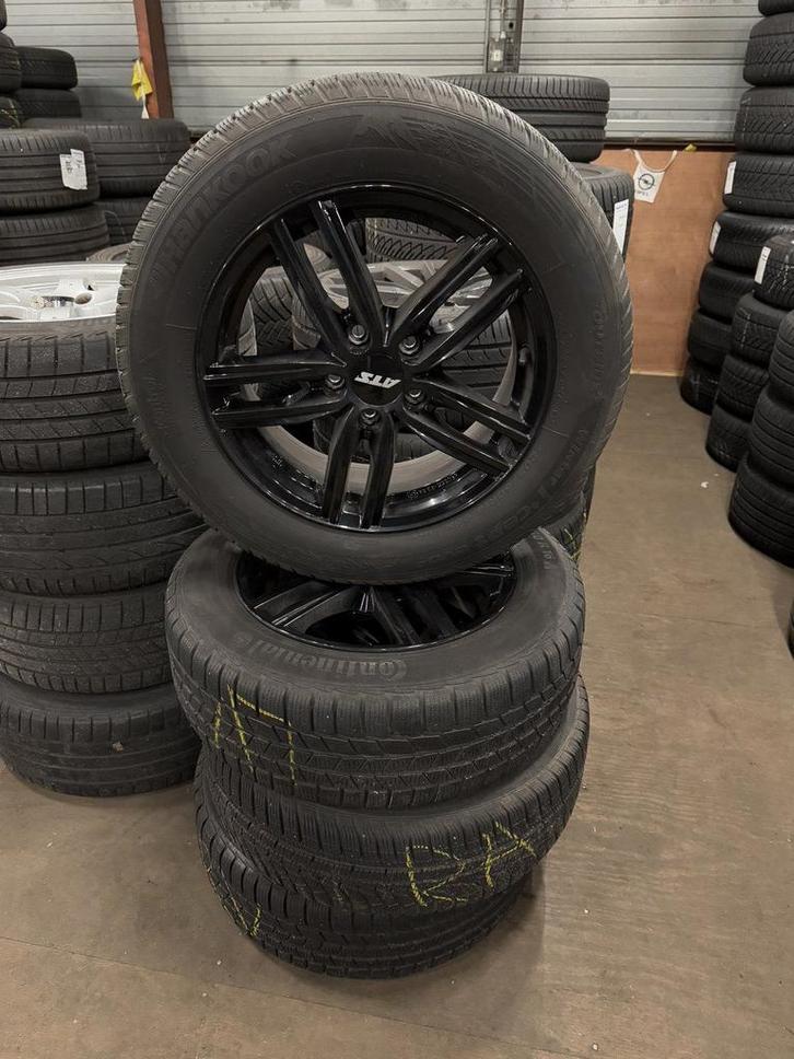 Winterset Volkswagen Touran, Autos : Pièces & Accessoires, Pneus & Jantes, Pneus et Jantes, Pneus hiver, 16 pouces, 205 mm, Véhicule de tourisme