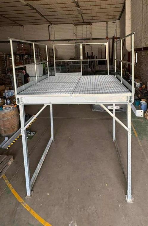 Mezzanine - Entre sol, Huis en Inrichting, Overige Huis en Inrichting, Zo goed als nieuw, Ophalen