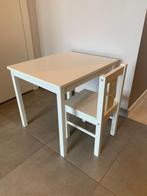 Bureau et chaise enfant, Enfants & Bébés, Chaises pour enfants