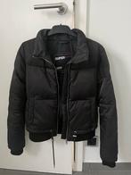 Korte zwarte winterjas Superdry, Comme neuf, Noir, Taille 34 (XS) ou plus petite, Superdry