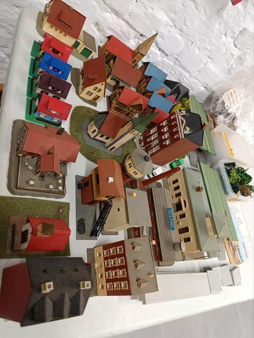 Huizen model treinen Märklin lima, Hobby en Vrije tijd, Modeltreinen | H0, Zo goed als nieuw, Lima, Ophalen of Verzenden