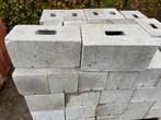 Betonblokken hol, Doe-het-zelf en Bouw, Ophalen, Zo goed als nieuw