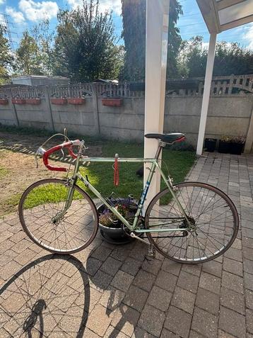 Antieke koersfiets zeer uniek ideaal voor opmaak san remo beschikbaar voor biedingen
