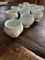 12 petits pots de présentation en porcelaine blanche – tête, Ophalen, Zo goed als nieuw, Porselein, Kom(men)