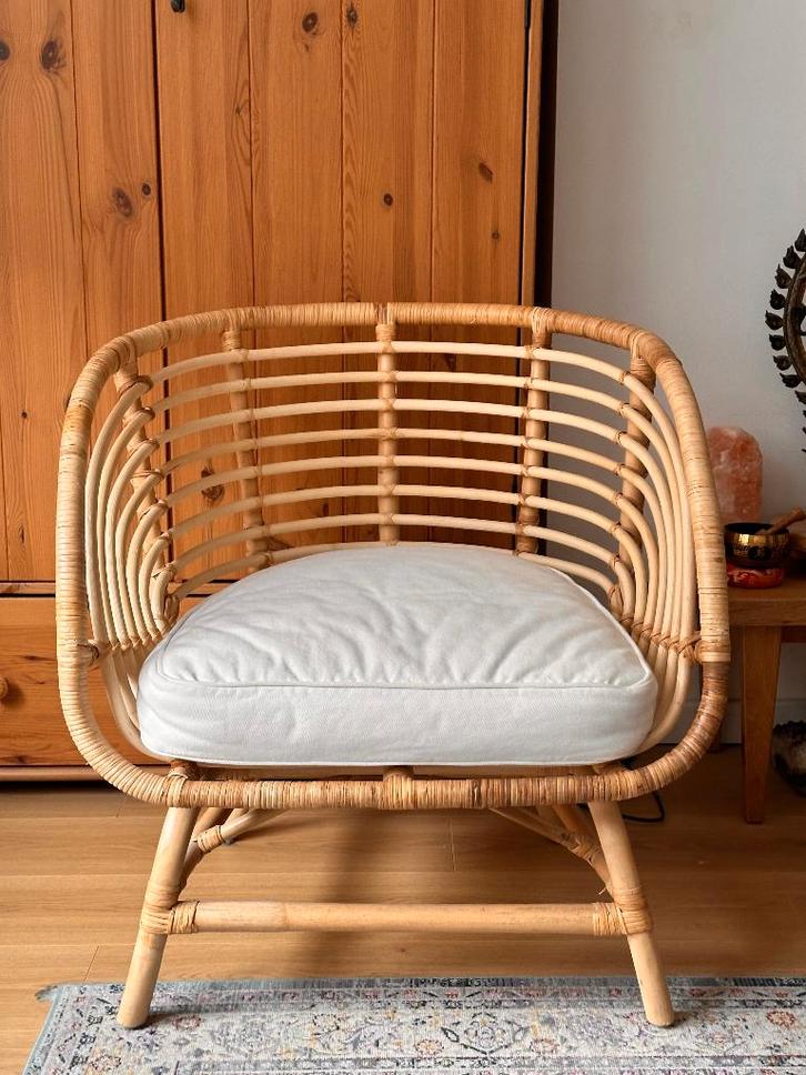 Chaise en rotin IKEA BUSKBO avec coussin, Maison & Meubles, Chaises, Utilisé, Une, Osier ou Rotin, Brun, Enlèvement