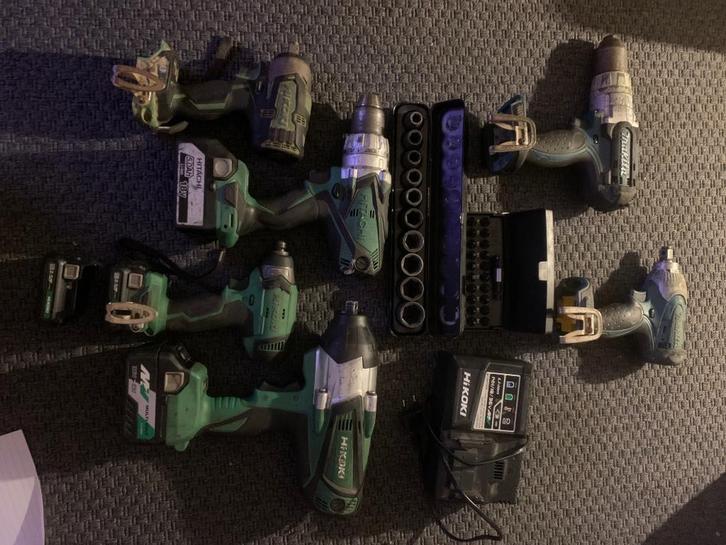 Hitachi/Hikoki, Doe-het-zelf en Bouw, Gereedschap | Boormachines, Gebruikt, Boor- en Schroefmachine, 400 tot 600 watt, Ophalen of Verzenden