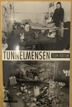 Tunnelmensen, Teun Voeten, Ophalen of Verzenden, Zo goed als nieuw