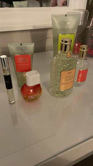 Surprise 4711 Eau de Toilette-flesjes  beschikbaar voor biedingen