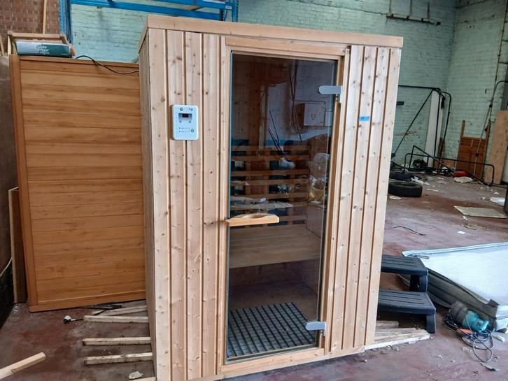 Sauna en infraroodcabines gratis geleverd geplaatst, Sport en Fitness, Sauna
