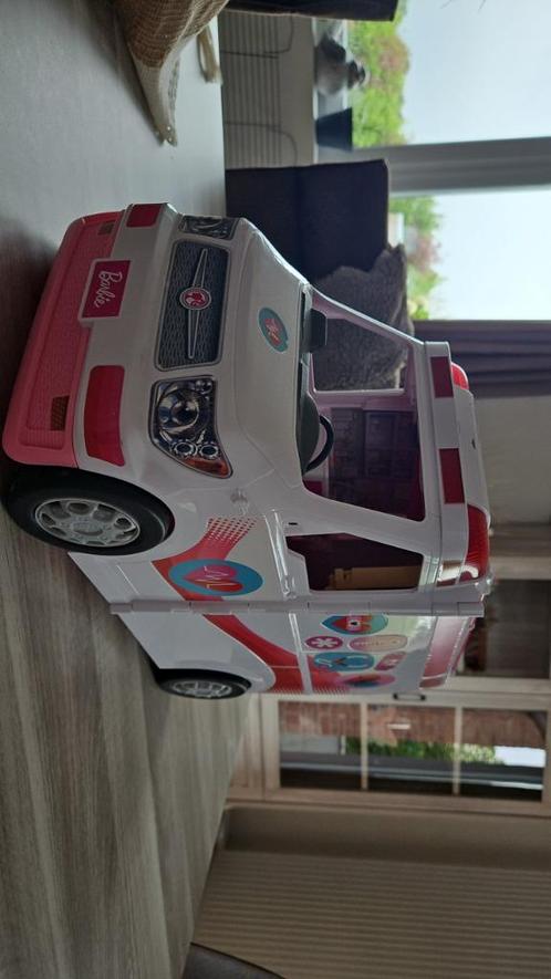 Barbie-ambulance, Kinderen en Baby's, Speelgoed |Speelgoedvoertuigen, Zo goed als nieuw, Ophalen of Verzenden