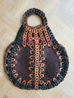 Vintage 1960s 1970s draagtas van gevlochten leder, Handtassen en Accessoires, Tassen | Damestassen, Ophalen of Verzenden, Gebruikt