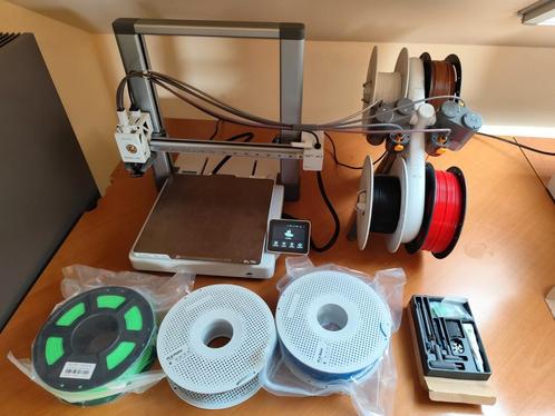 Bambulab A1 Combo - AMS Systeem - Met 7 Rollen Filament, Computers en Software, 3D Printers, Zo goed als nieuw, Ophalen