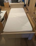 2 bedden (2identieke bedden met matras incl), Ophalen, Zo goed als nieuw, Eenpersoons