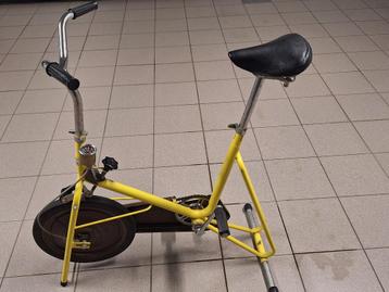 Vintage hometrainer Kettler  beschikbaar voor biedingen