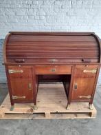 Bureau meubel, Ophalen