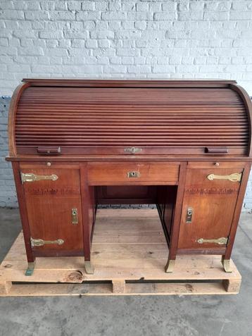 Meuble bureau, Enlèvement
