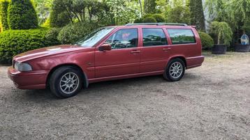 Volvo V70 lichte vracht benzine