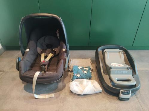 Auto stoel Maxi cosi pebble en pearl + 2 x familyfix base, Kinderen en Baby's, Autostoeltjes, Ophalen