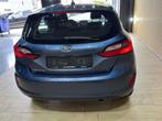 Ford Fiesta 1.1i * GARANTIE 12 MOIS * 1ER PROP * (bj 2022), Auto's, 121 g/km, Stof, Blauw, Bedrijf