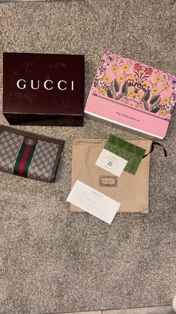 Gucci GG Supreme Shoulder Bag – Brand New With Tags, Handtassen en Accessoires, Tassen | Damestassen, Nieuw, Bruin, Verzenden