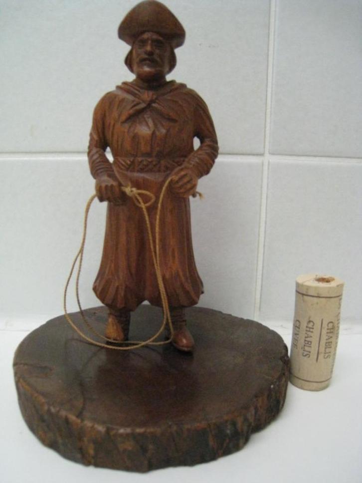 Jaren 50 houten beeldje van Argentijnse gaucho met lasso, Antiek en Kunst, Kunst | Beelden en Houtsnijwerken, Ophalen