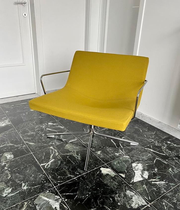 Offecct Lounge Zetel, Huis en Inrichting, Zetels | Zetels, Zo goed als nieuw, Ophalen