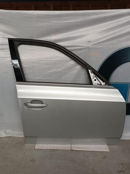 Deur portier rechtsvoor met deukje BMW X3 E83 + LCI titansil, Auto-onderdelen, Carrosserie, Deur, Gebruikt, Ophalen of Verzenden