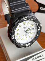 Casio MRW200-h perfecte staat, Handtassen en Accessoires, Horloges | Heren, Casio, Kunststof, Ophalen of Verzenden, Zo goed als nieuw