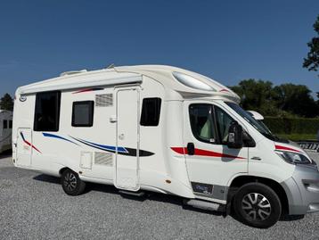 Prachtig centraal bed van Camping Car Rapido PLA, 1e rekwisi beschikbaar voor biedingen
