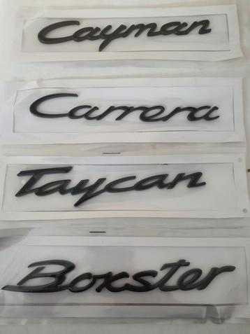 Porsche koffer logo > glans zwart beschikbaar voor biedingen