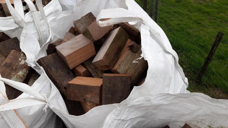 Azobe hard haardhout, Tuin en Terras, Brandhout, Blokken, Overige houtsoorten, 6 m³ of meer, Ophalen