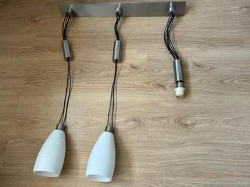 Hanglamp met 3 slingers, in hoogte verstelbaar beschikbaar voor biedingen