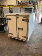 Koelbox met insteek koeler, Ophalen