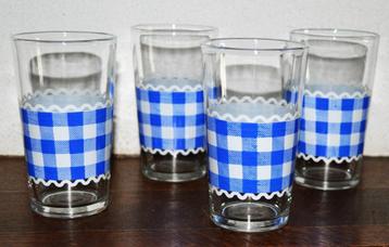 4 retro waterglazen blauw wit, 12 cm beschikbaar voor biedingen