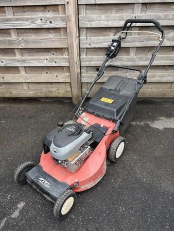 grasmaaier benzine zelftrekker B&S GT56SB 6pk 56cm ALU-VARIO beschikbaar voor biedingen