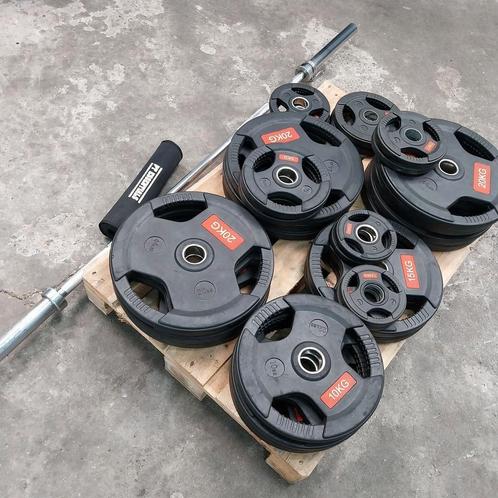 305 kilo Pt Essentials Olympische Gewichten + Barbell 220cm, Sport en Fitness, Fitnessmaterialen, Zo goed als nieuw, Ophalen